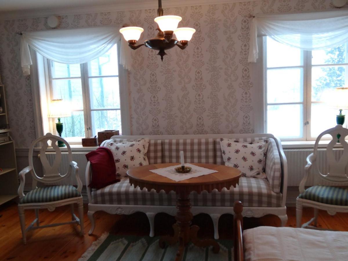 Apartment Roeda Stugan